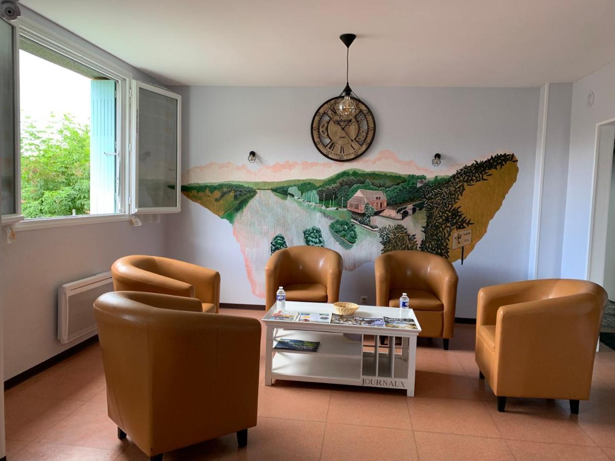 Hotel Du Haut Marais Saint-Marcel  Eksteriør billede